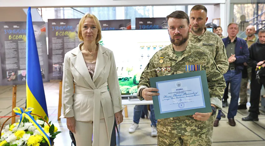 У Львівській політехніці відзначили День захисників і захисниць України та відкрили виставку «Герої бойового братерства» («З Україною в серці»)