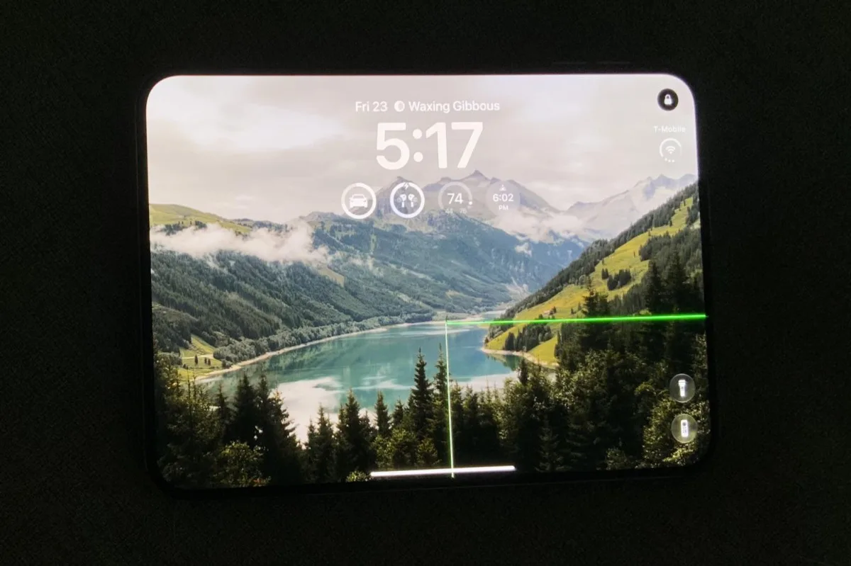 Apple відреагувала на скарги про пошкодження екрана iPhone Duo